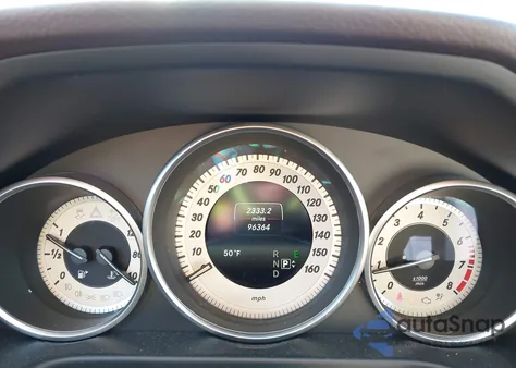 2015 Mercedes-Benz E 350 4Matic из США, поврежденный, VIN WDDHF8JB7FB137374